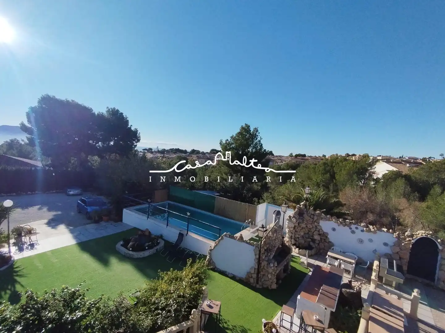 Vista exterior de Casa o chalet en venta en La Nucia con Aire acondicionado, Jardín privado y Terraza
