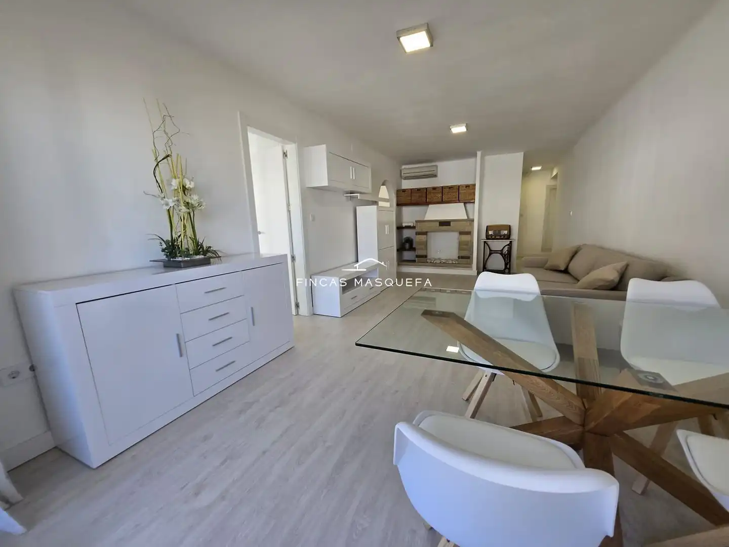 Sala d'estar de Pis en venda en Cambrils amb Aire condicionat, Terrassa i Moblat