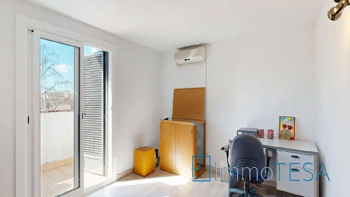 Habitación de Casa o chalet en venta en Barberà del Vallès con Aire acondicionado, Calefacción y Jardín privado
