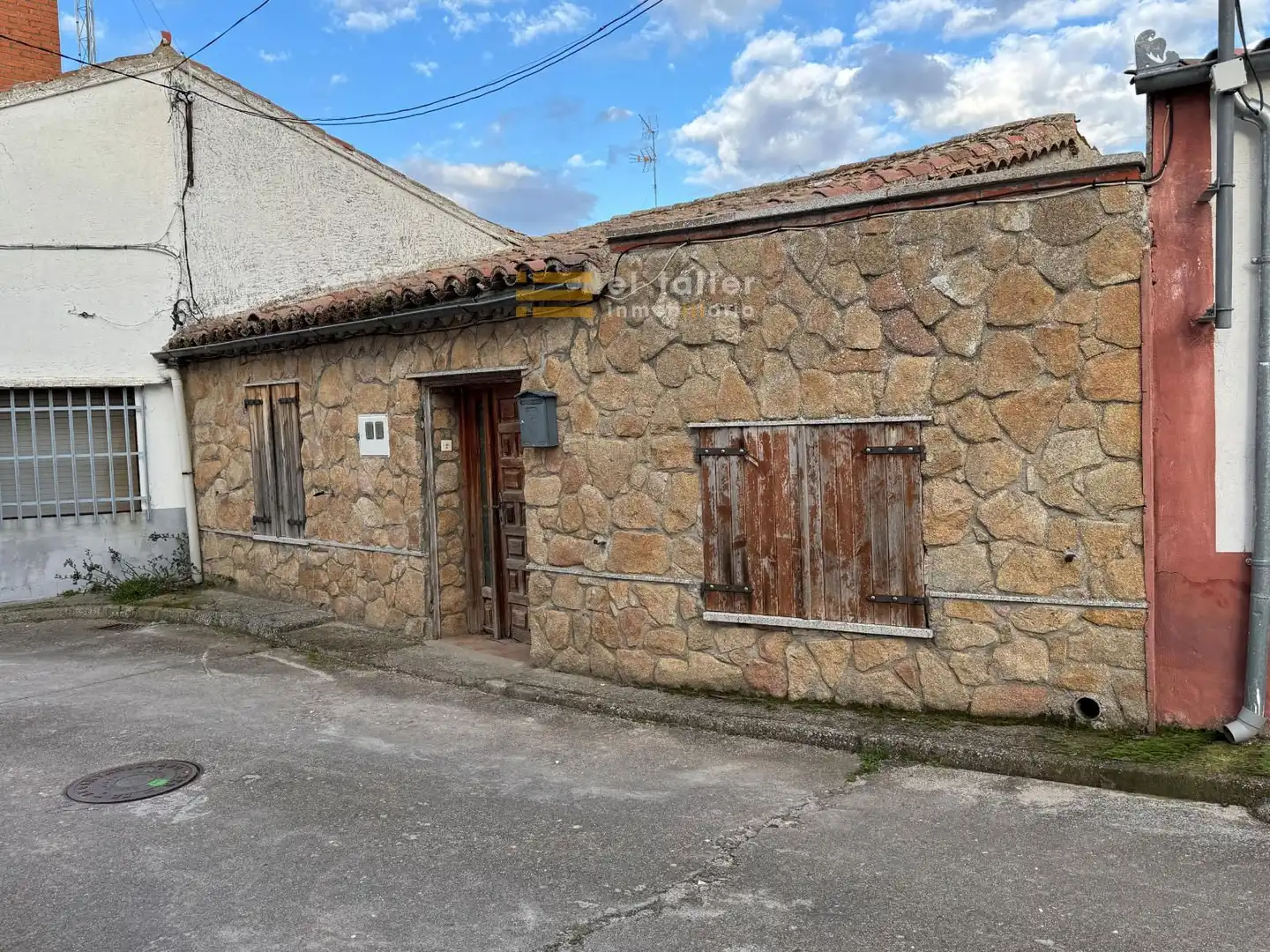 Vista exterior de Casa o xalet en venda en Garcihernández