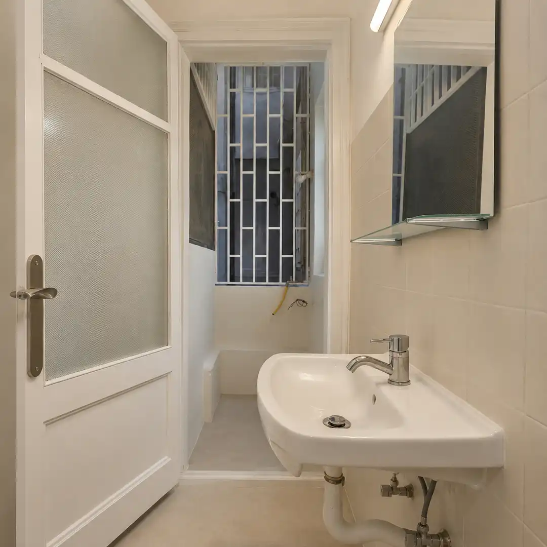 Flat for rent in Carrer de Craywinckel, El Putget i el Farró