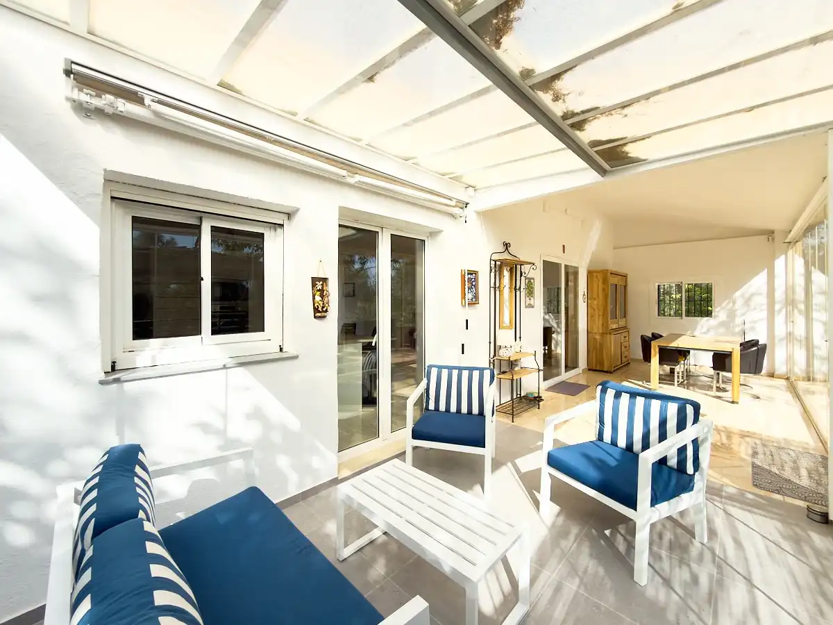 Terrasse von Country house zum Verkauf in Aspe mit Klimaanlage, Heizung und Privatgarten