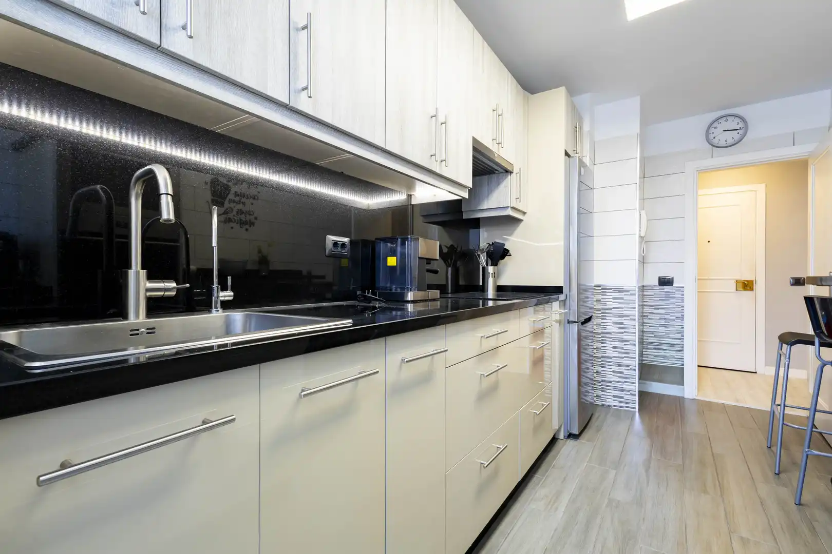 Kitchen of Flat for sale in San Cristóbal de la Laguna  with Storage room, Furnished and Balcony