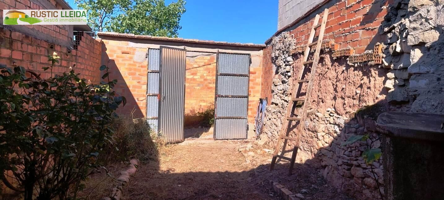 Exterior view of Premises for sale in Sant Martí de Riucorb