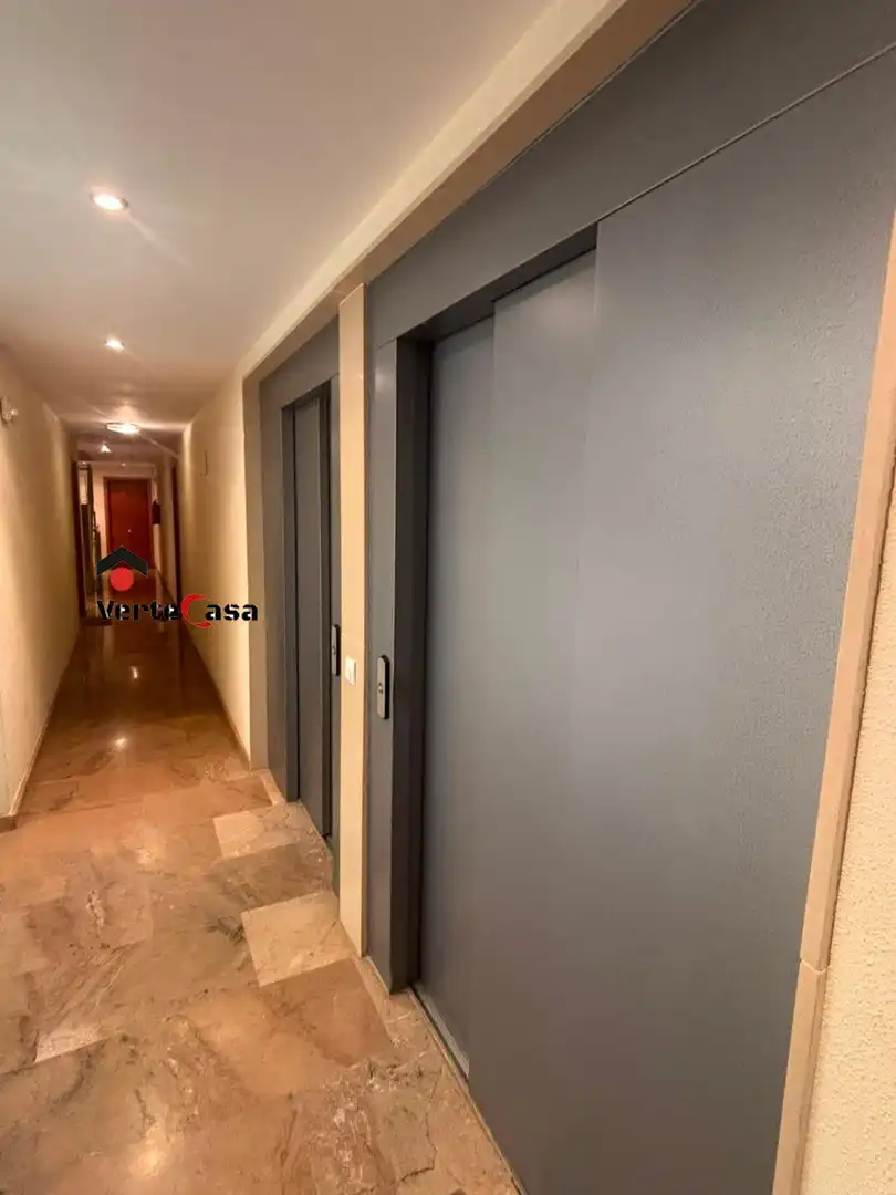 Flat for sale in Emperador  with Storage room