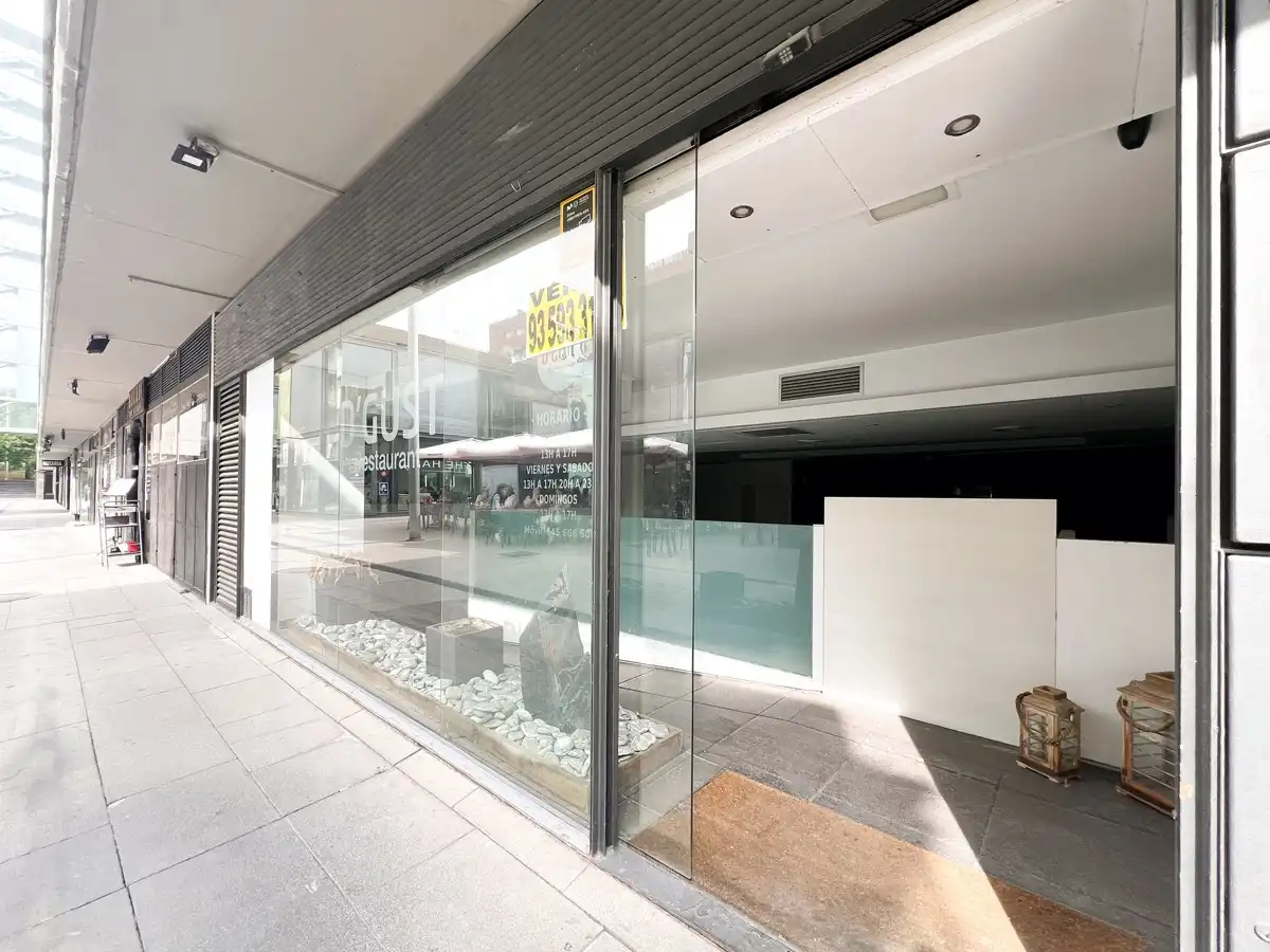 Local comercial en venta en Estació de França