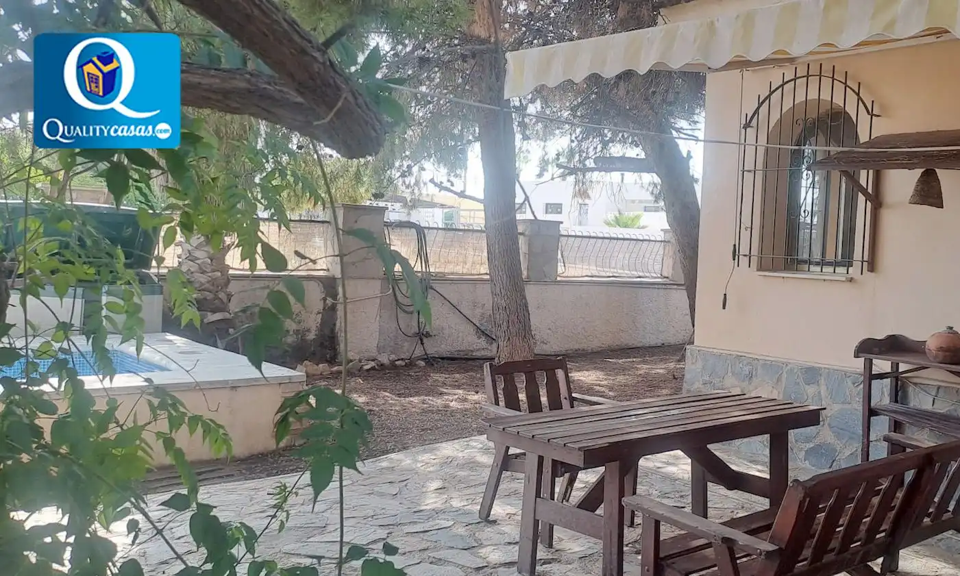 Terrassa de Casa o xalet en venda en San Vicente del Raspeig / Sant Vicent del Raspeig amb Aire condicionat, Calefacció i Terrassa