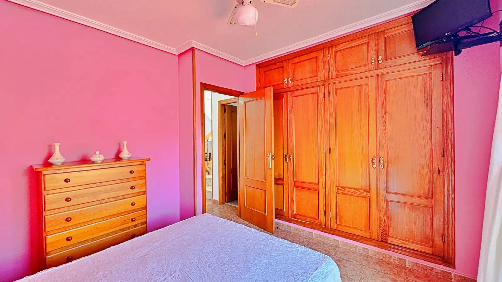 Habitación de Casa o chalet en venta en Orihuela con Aire acondicionado, Calefacción y Jardín privado