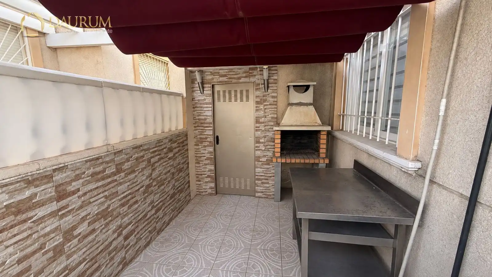 Casa bifamiliare con piscina in vendita a CALLE MARIA SAN GIL NOAIN, imagen 25