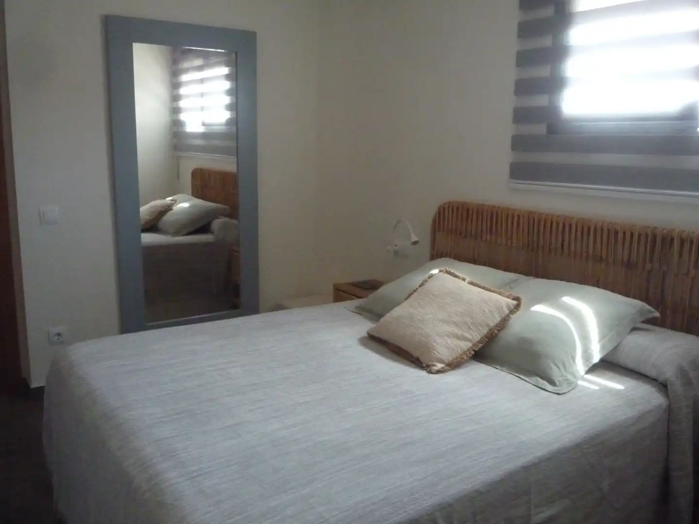 Schlafzimmer von Wohnung zum Verkauf in Sitges mit Klimaanlage, Heizung und Terrasse
