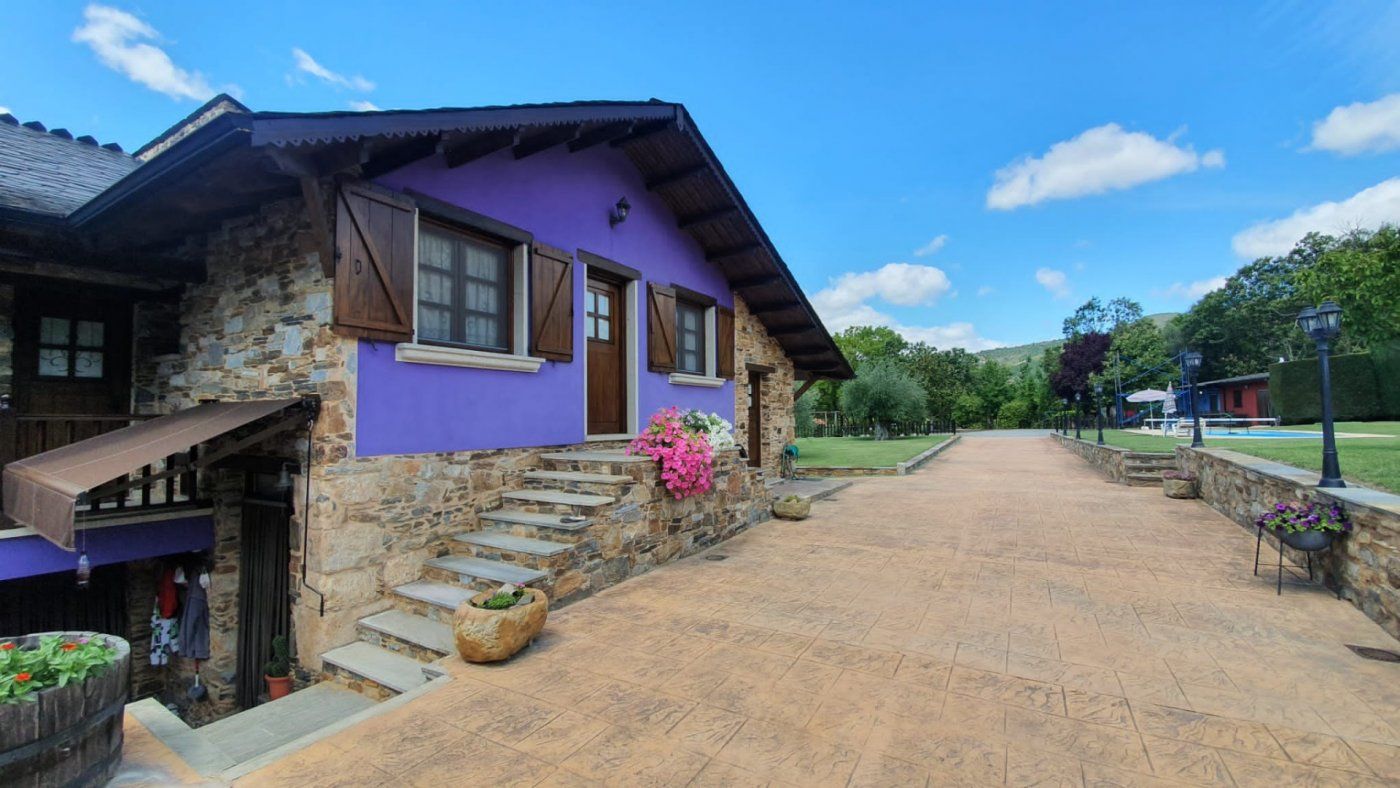 Exterior view of Country house for sale in Carucedo  with Heating, Private garden and Terrace
