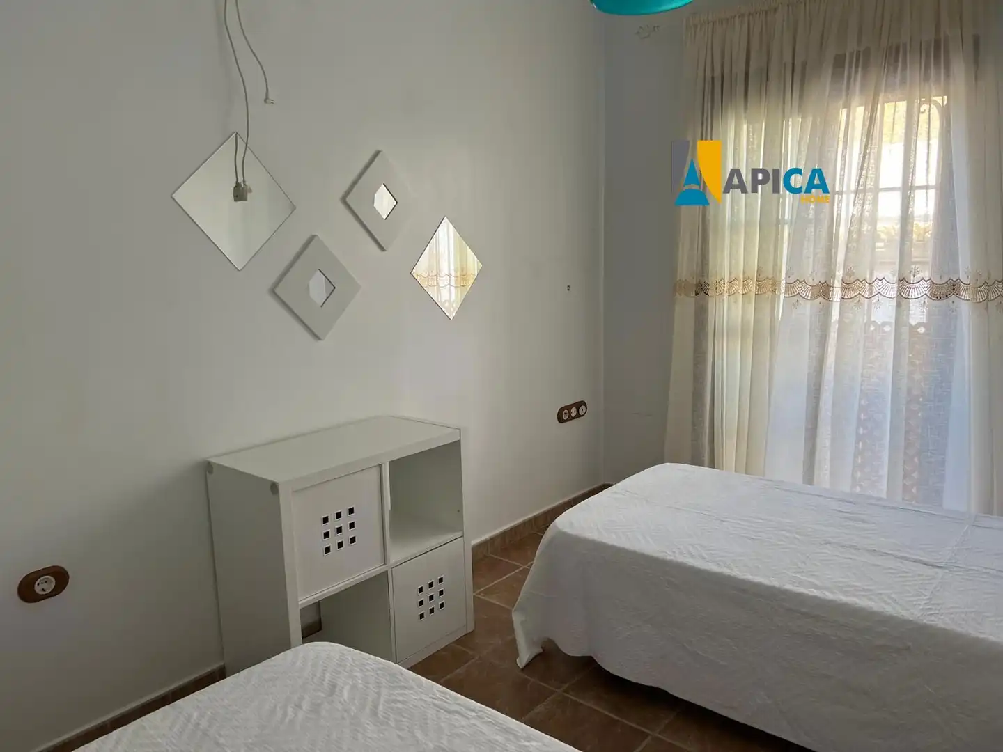 Habitación de Dúplex en venta en Barbate con Aire acondicionado y Amueblado