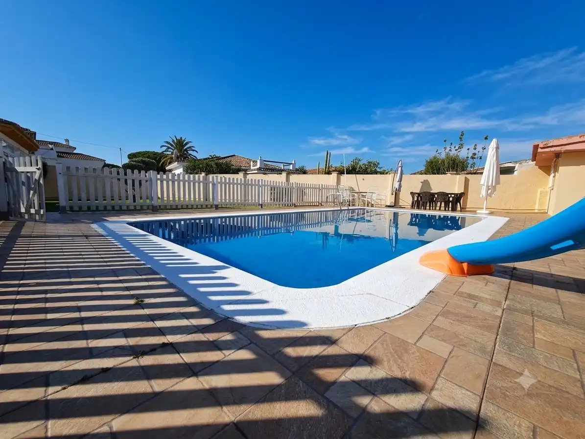 Piscina de Casa o chalet en venta en El Puerto de Santa María con Aire acondicionado, Calefacción y Jardín privado