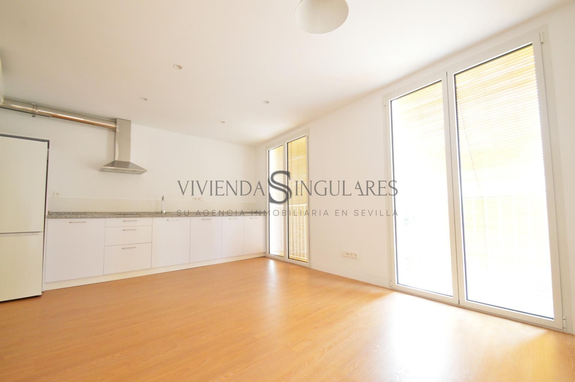 Living room of Apartment to rent in  Sevilla Capital  with Air Conditioner, Terrace and Storage room