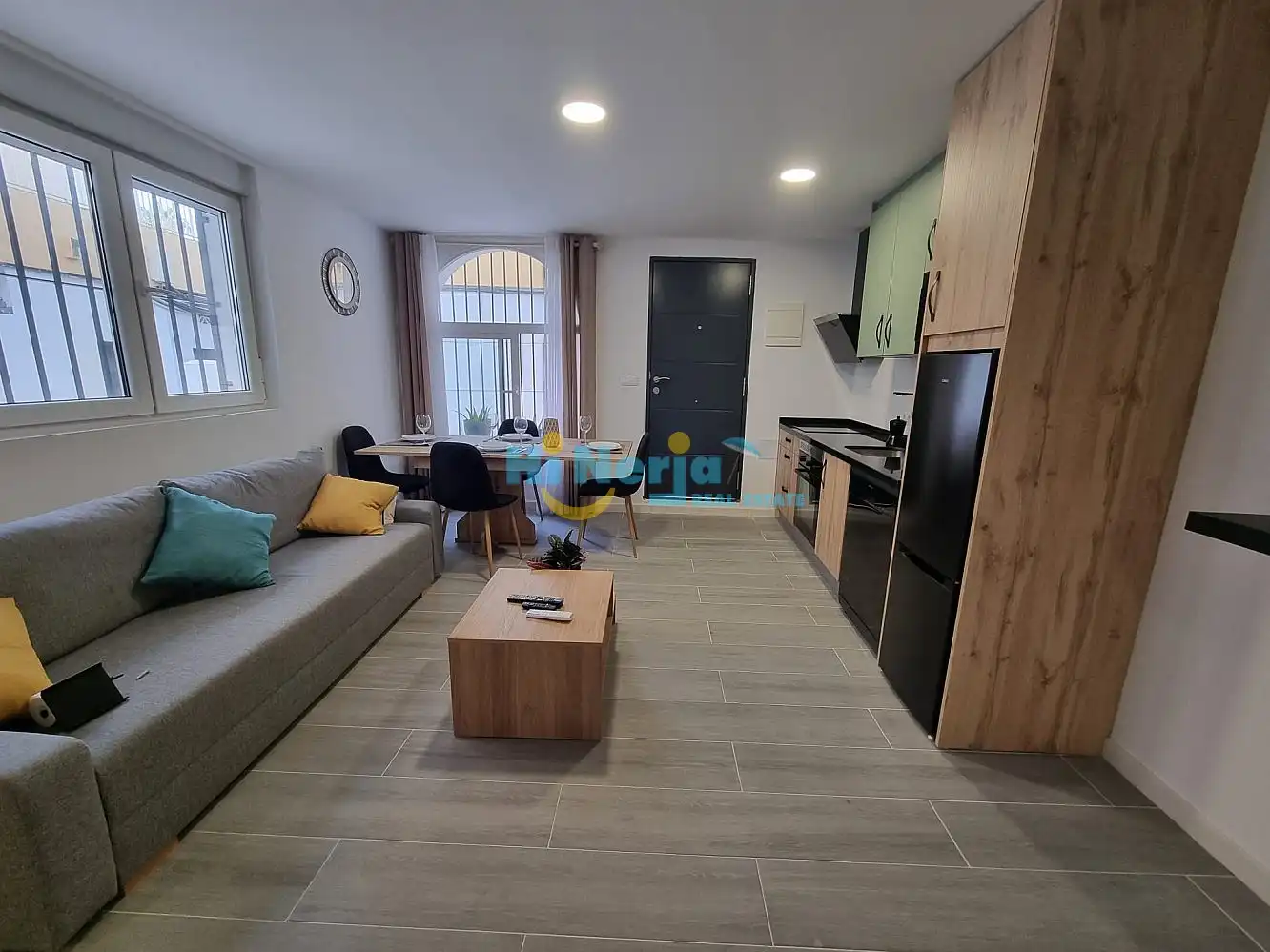 Sala d'estar de Apartament en venda en Torrox amb Aire condicionat, Calefacció i Jardí privat
