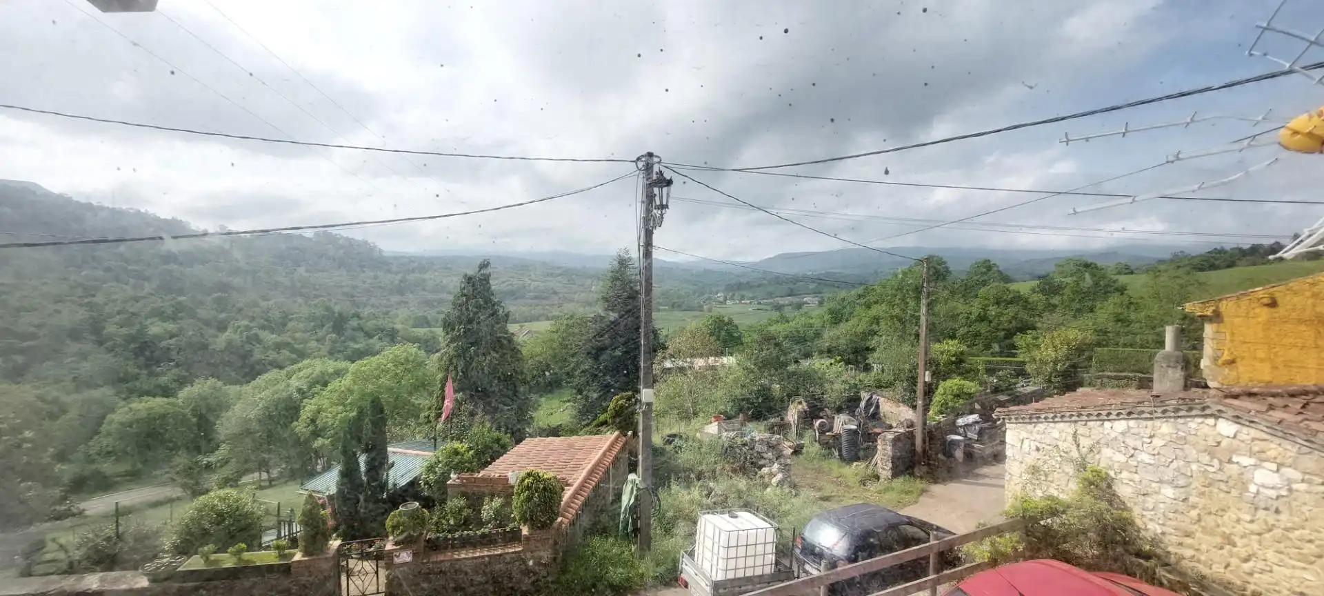 Casa adosada en venda en Udías amb Calefacció