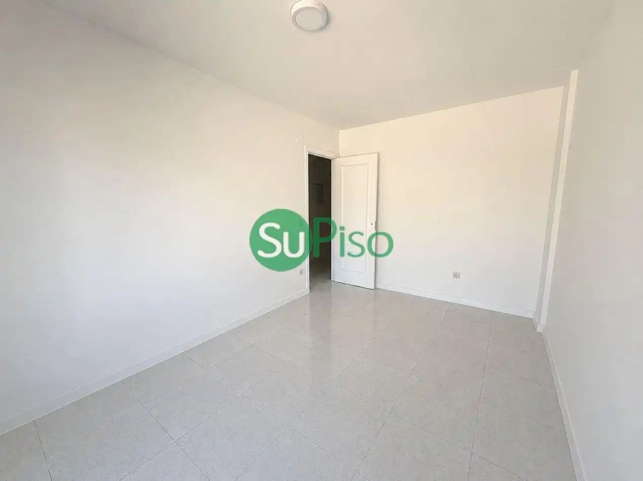 Piso en venta en Avenida Antero López, Magán