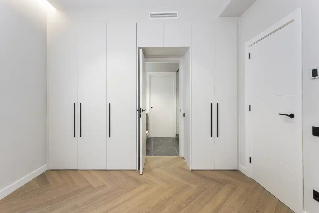 Dormitori de Apartament en venda en Barcelona amb Aire condicionat i Calefacció