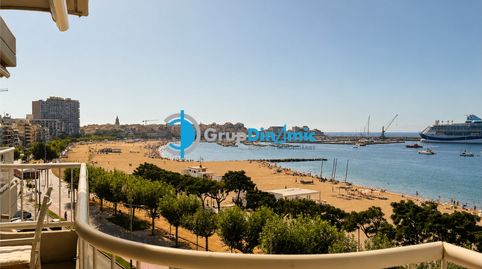 ÁTICO REFORMADO EN PRIMERA LÍNEA, CON VISTAS AL MAR + DOS PLAZAS DE PARQUING INCLUIDO EN EL PRECIO, imatge 2