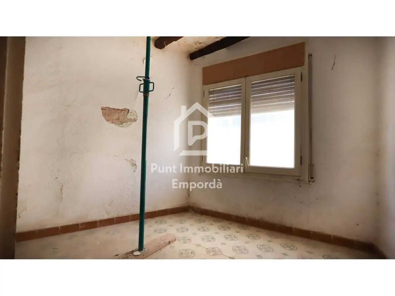 Edificio en venta en Llançà