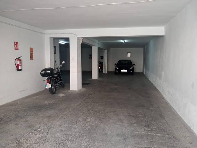 Garaje en Venta en Petrer