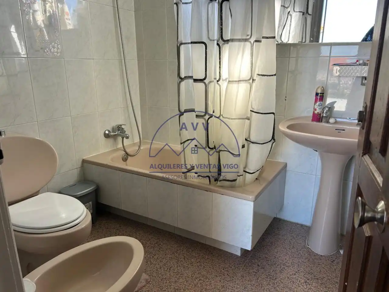 Baño de Casa o chalet en venta en Vigo  con Calefacción, Jardín privado y Terraza