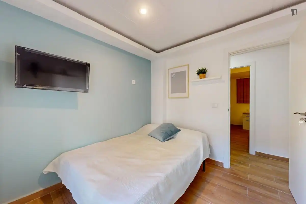 Dormitori de Apartament per a compartir en Elche / Elx amb Moblat, Rentadora i Microones