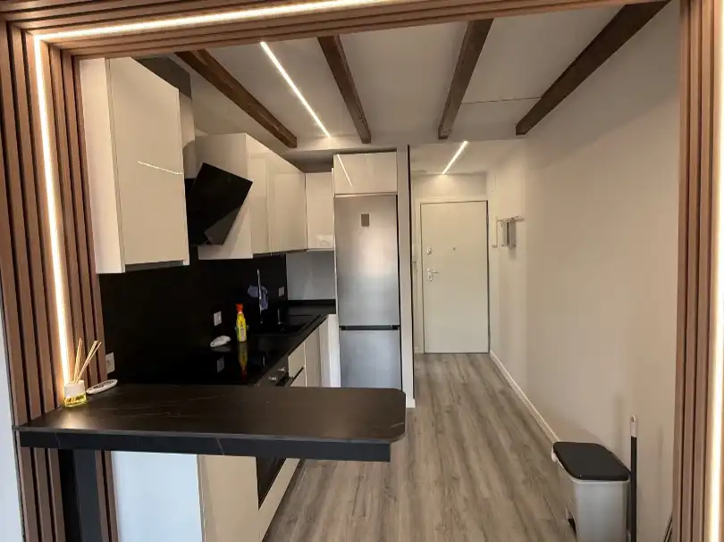 Flat for sale in carrer joan maragall 13, imagen 2
