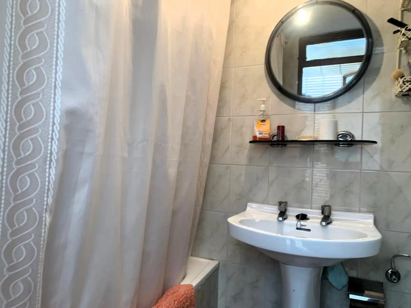 Bathroom of Houses for sale in Valdeobispo  with Terrace