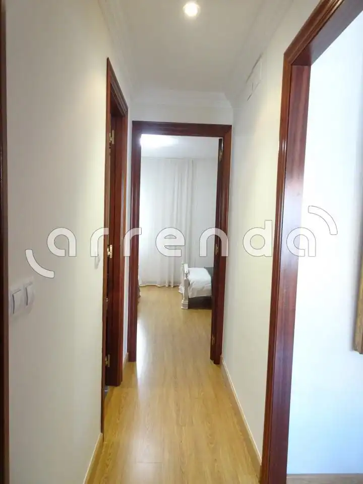 Piso de alquiler en Calle Jesús de Monasterio, Centro - Ayuntamiento