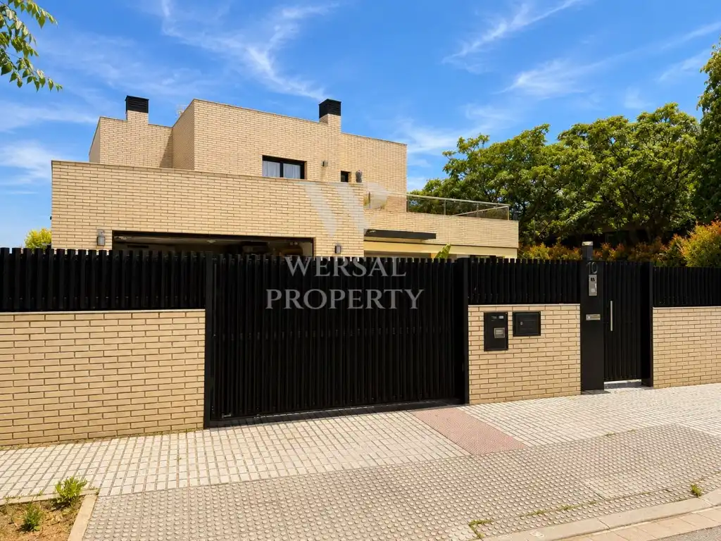Außenansicht von Haus oder Chalet zum Verkauf in Cambrils mit Klimaanlage, Privatgarten und Terrasse