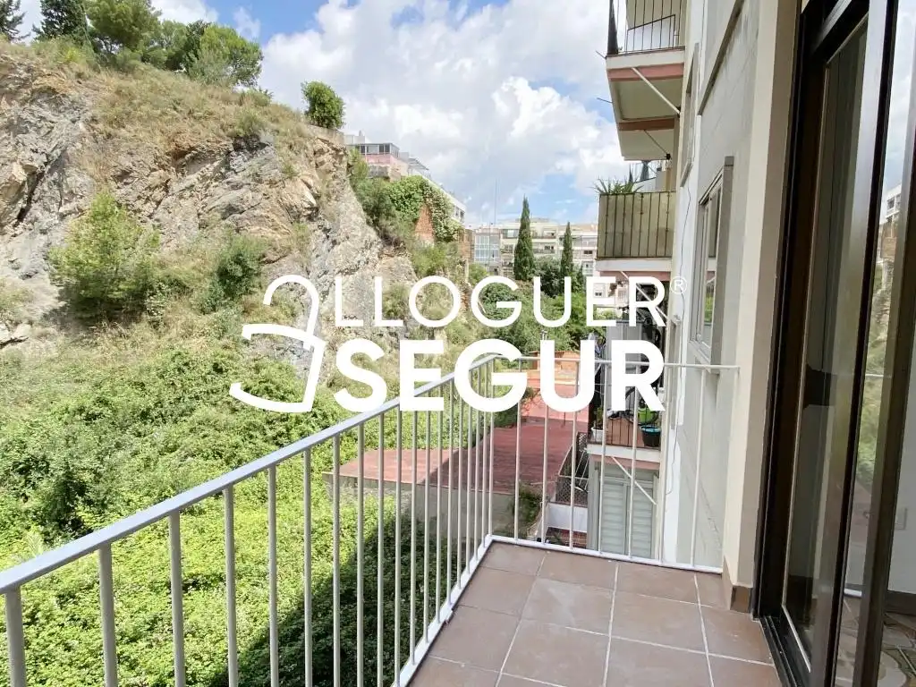 Balcony of Flat for rent in Barcelona  with Heating and Terrace