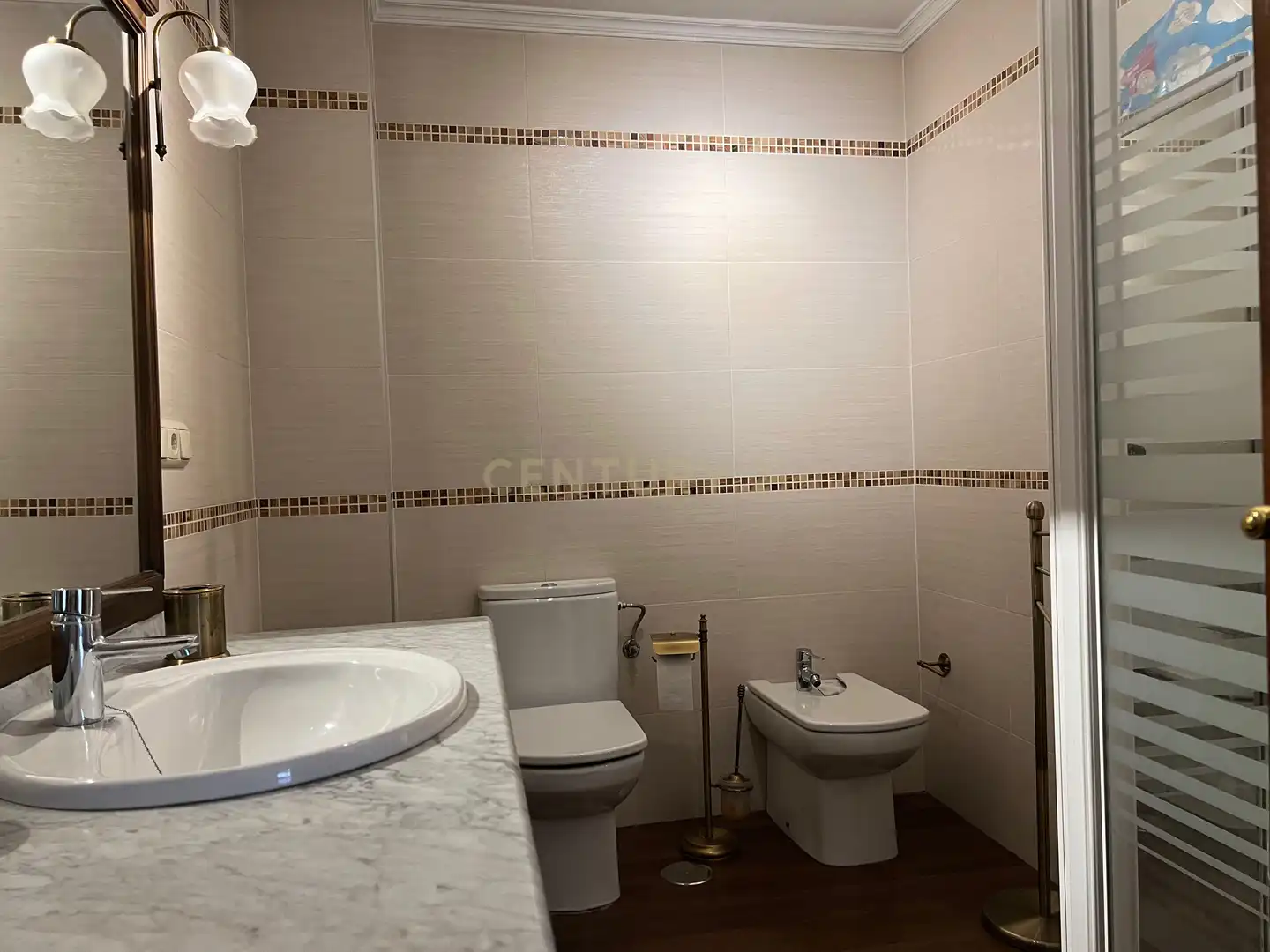 Bany de Apartament de lloguer en Granada amb Aire condicionat, Moblat i Forn