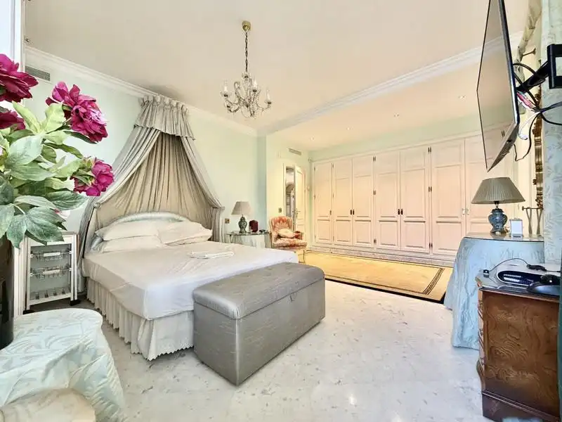 Habitación de Apartamento de alquiler en Marbella con Aire acondicionado, Calefacción y Terraza