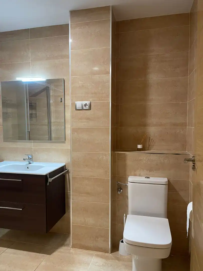 Flat for rent in Calle de las Escuelas, Centro Ciudad