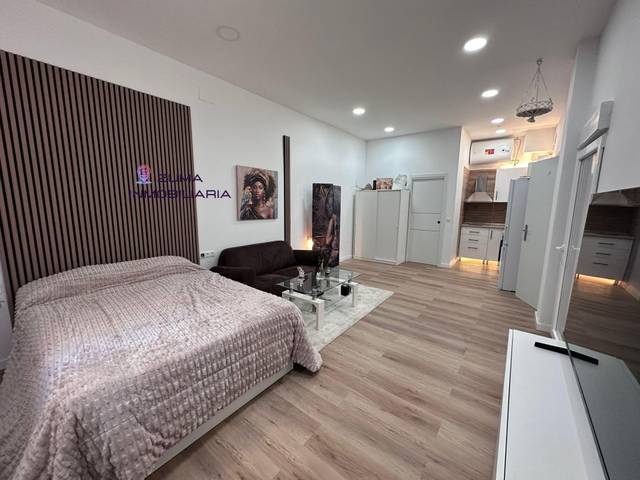 Local comercial en Venta en Los Castillejos - La Trinidad