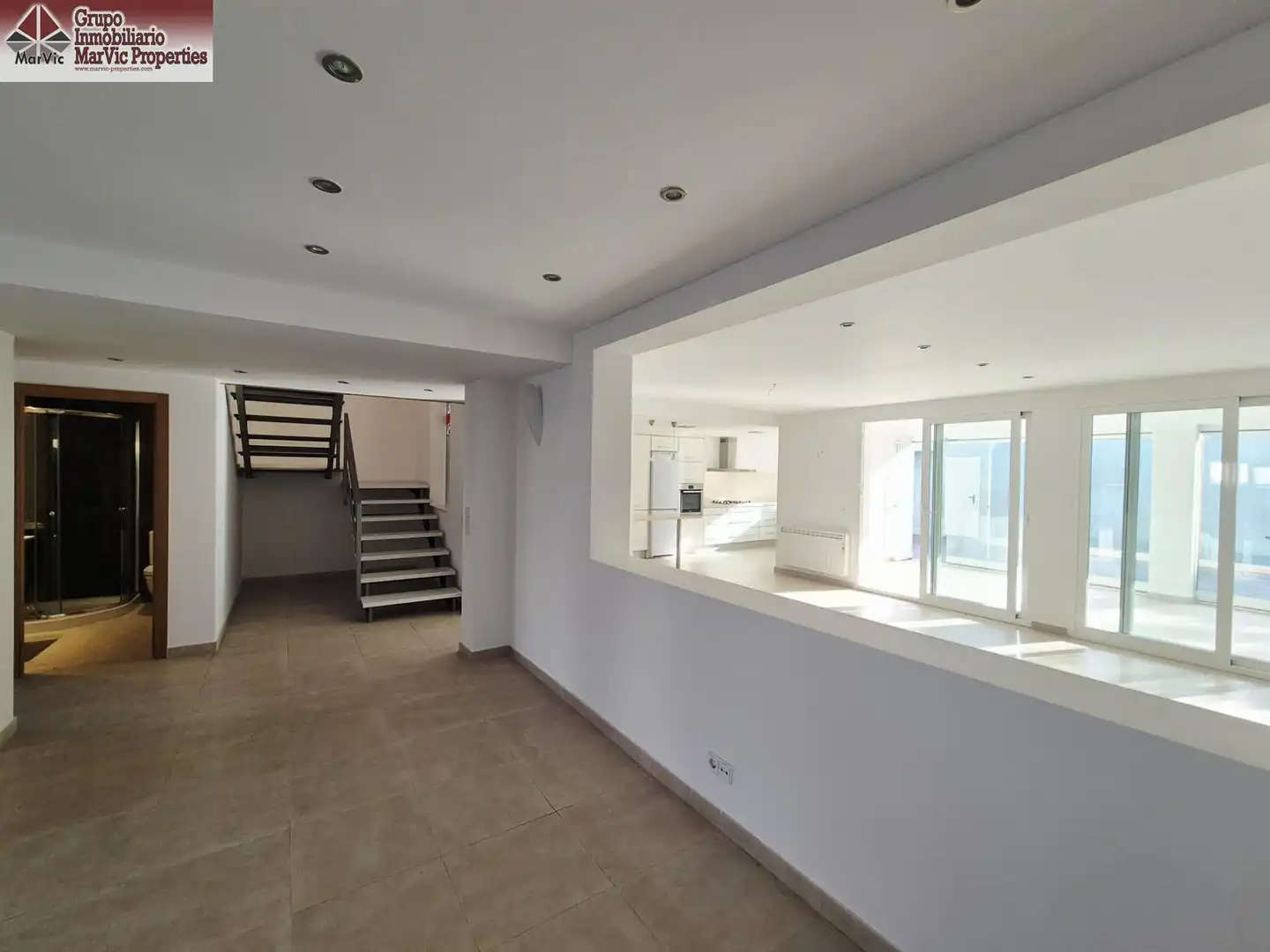 Casa aparellada amb terrassa en venda a L'Albir, imagen 5
