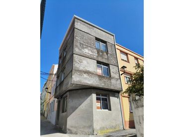 House for sale in Calle REAL 24