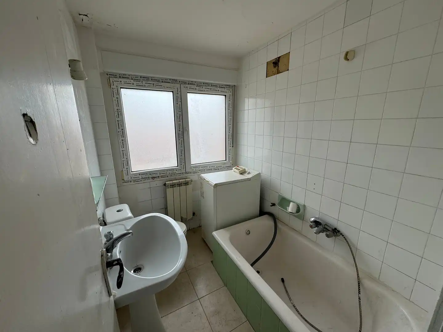 Baño de Piso en venta en Gijón  con Calefacción, Terraza y Internet
