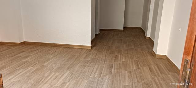 Local comercial en Alquiler en Diagonal - Colomeres