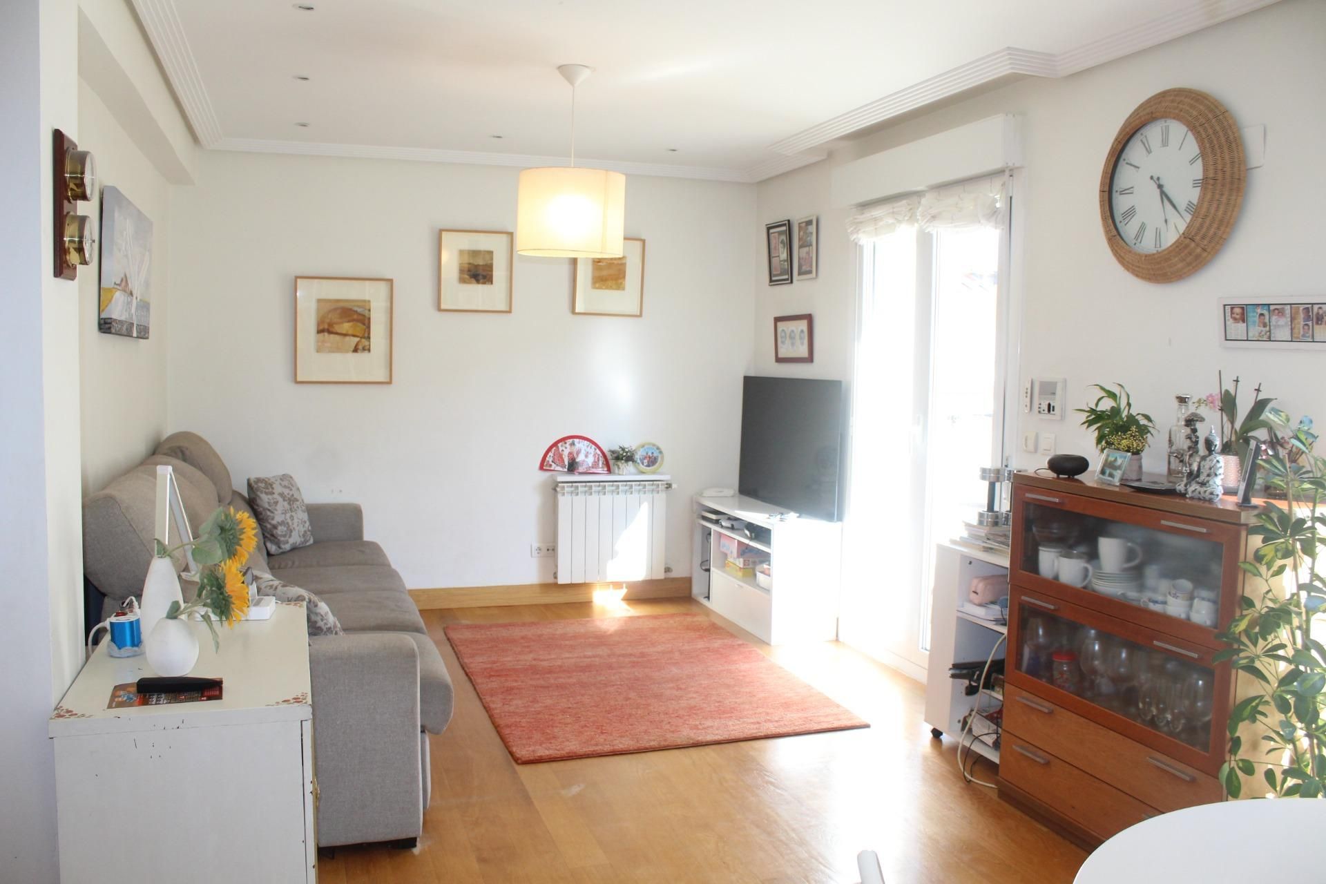 Living room of Flat for sale in Donostia - San Sebastián   with Heating, Terrace and Balcony