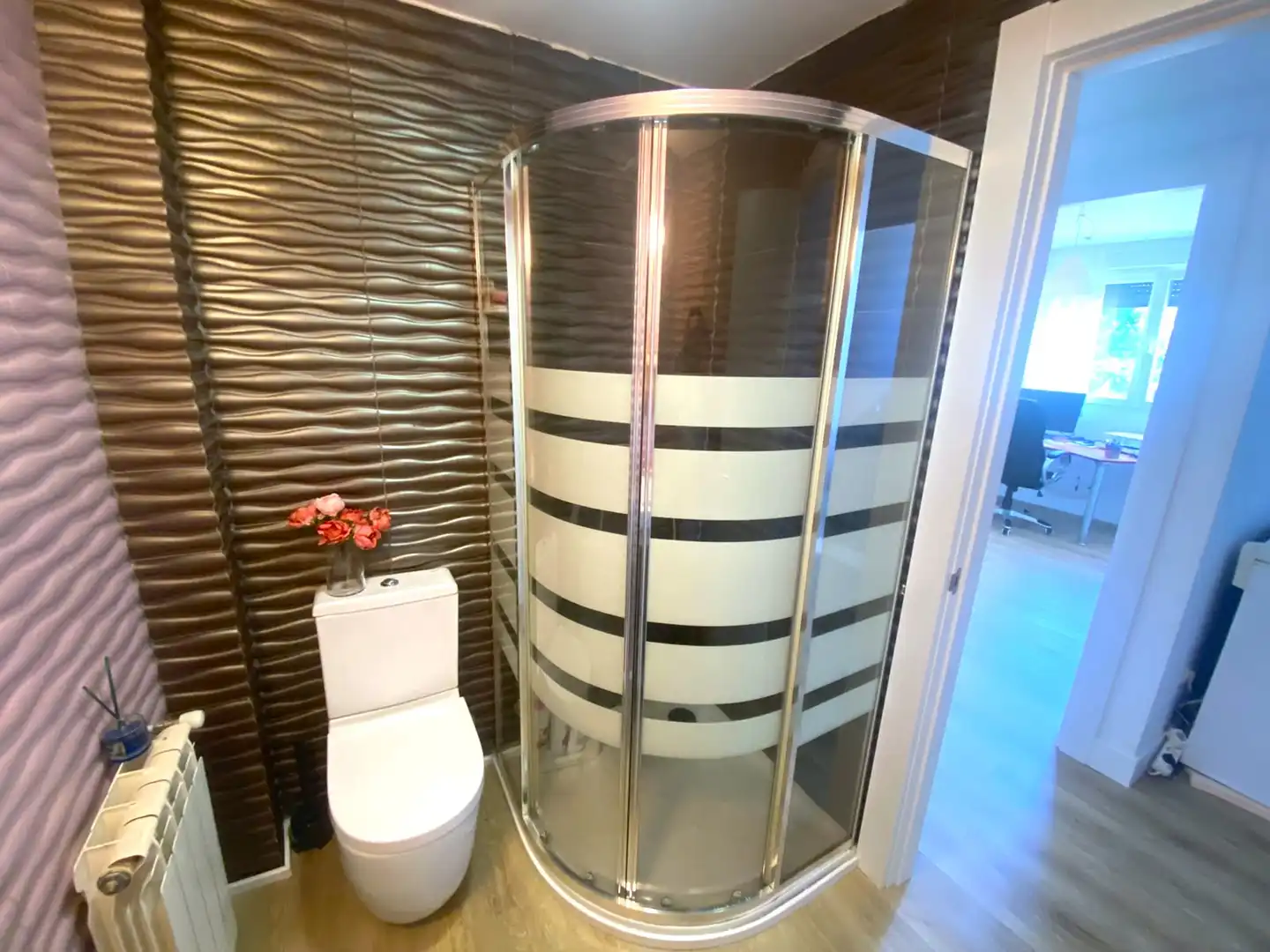 Bathroom of Houses for sale in Castro-Urdiales  with Heating, Private garden and Parquet flooring