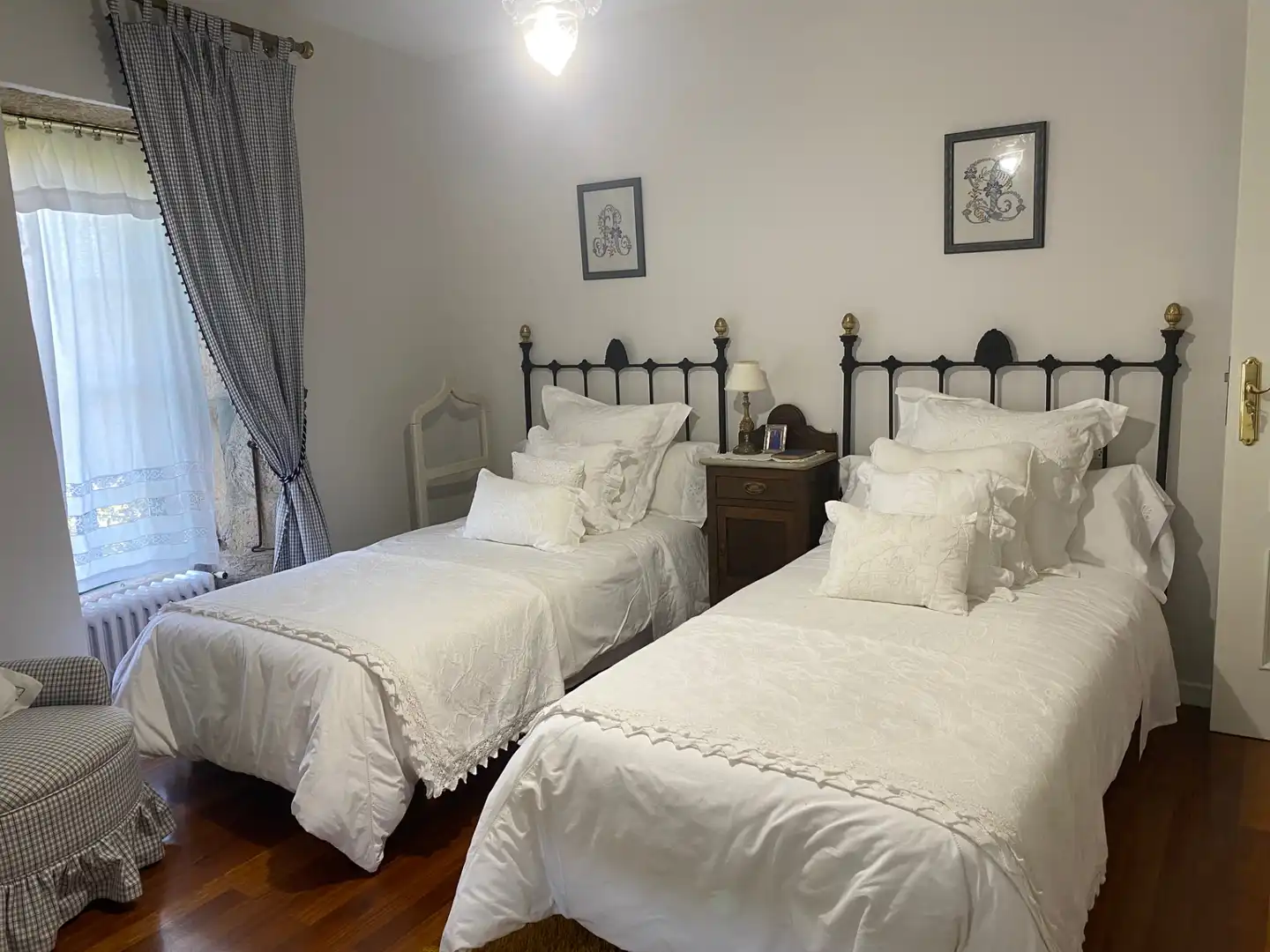 Habitación de Casa adosada en venta en Brión con Calefacción, Jardín privado y Terraza