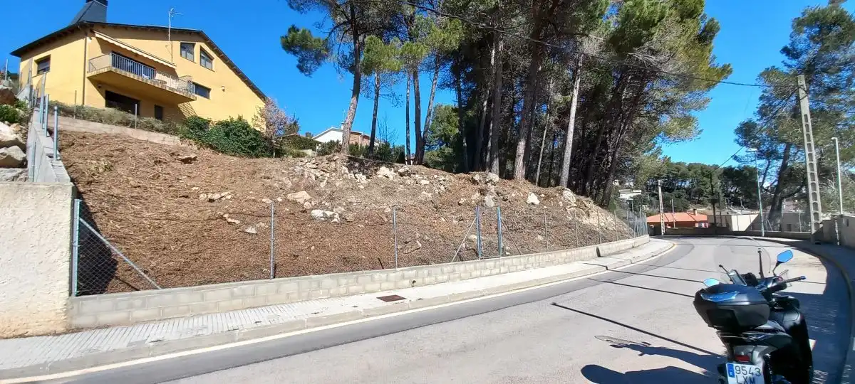 Wohnbaugrundstück zum Verkauf in Corbera de Llobregat, imagen 4