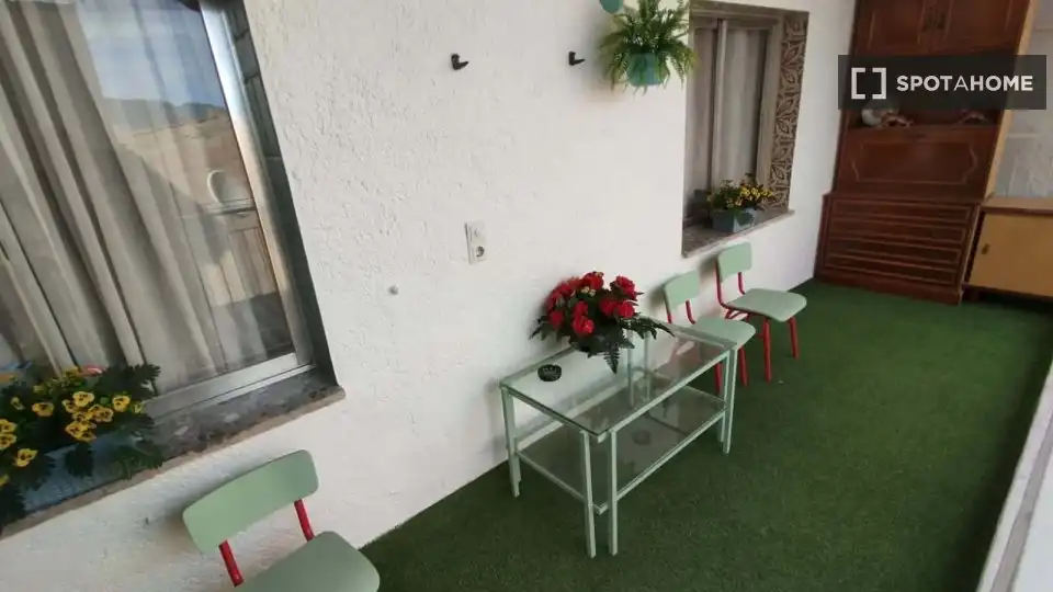 Terraza de Apartamento para compartir en Dúrcal con Aire acondicionado, Terraza y Amueblado