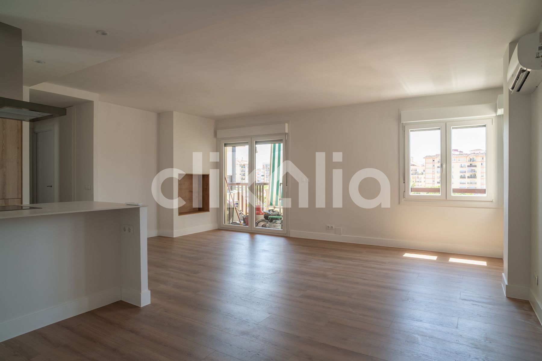 Living room of Flat for sale in Fuengirola  with Air Conditioner, Terrace and Swimming Pool