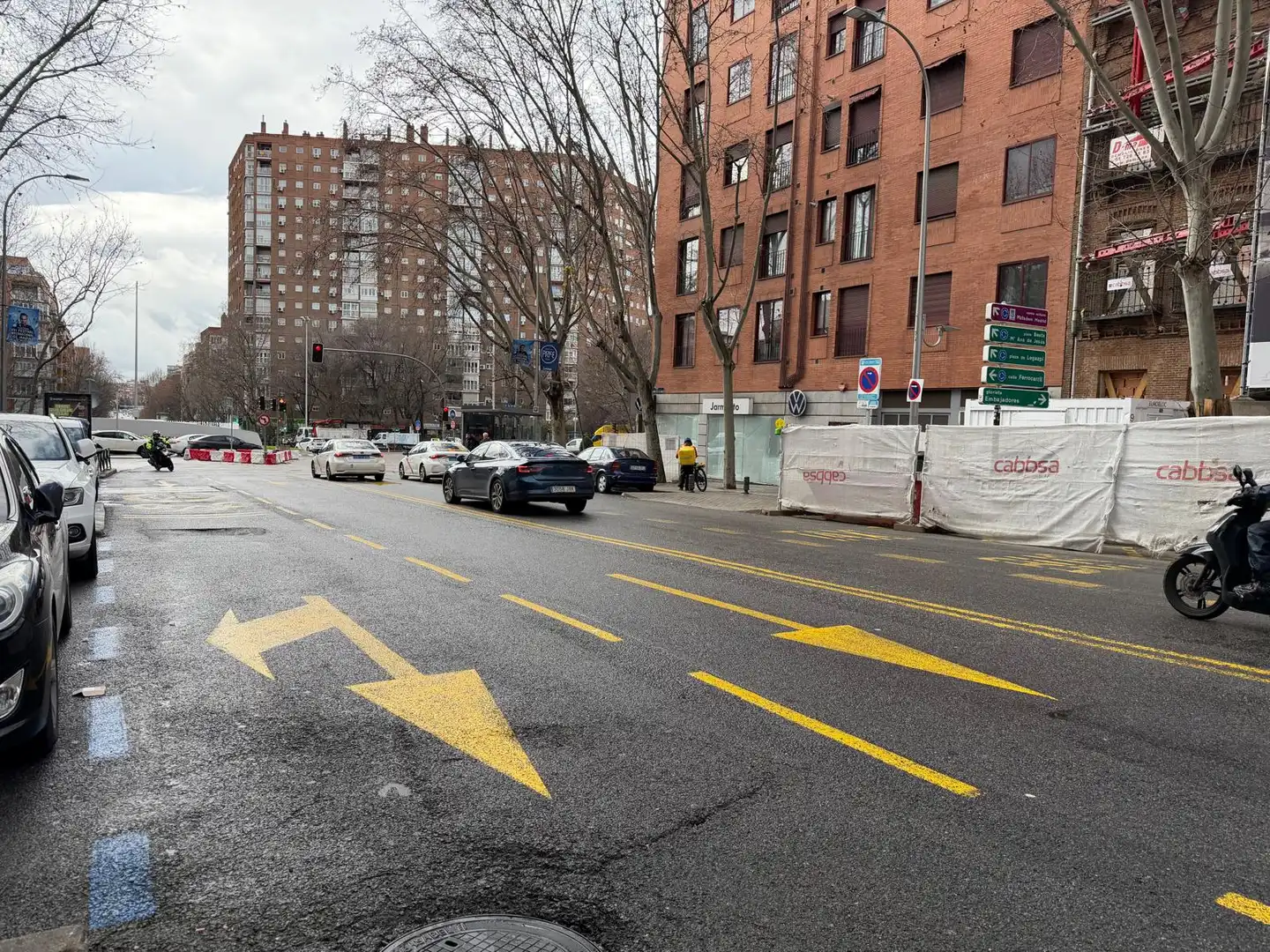 Exterior view of Garage for sale in Madrid