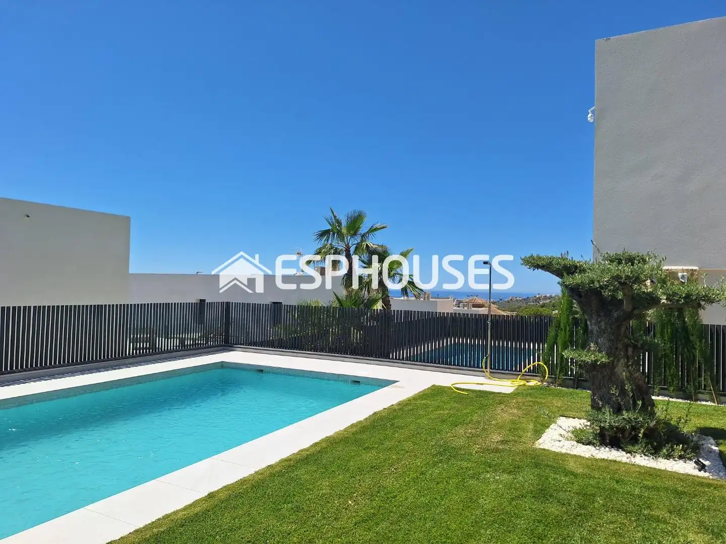 Piscina de Casa o chalet en venta en Finestrat con Aire acondicionado, Terraza y Piscina