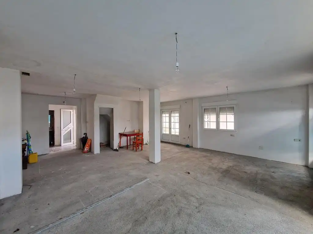 Commercial properties for rent in Boiro