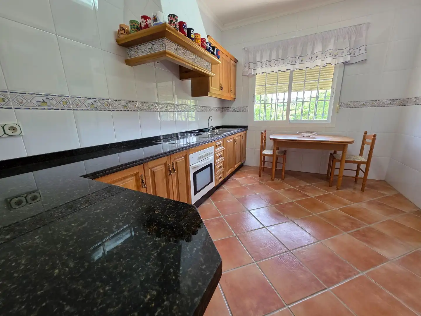 Cocina de Casa o chalet en venta en Alhaurín El Grande con Aire acondicionado, Calefacción y Jardín privado